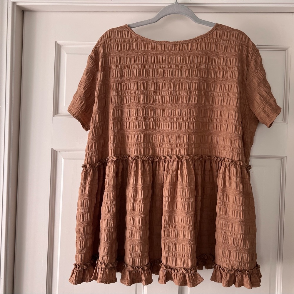 Entro Tan Flowy Ruffled Top - Picture 2 of 4